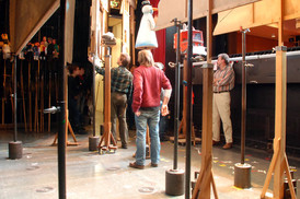 Hinter den Kulissen Hinter den Kulissen